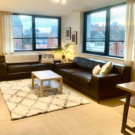 Large Stylish 3 Bedroom City Centre Apartment Free Secure Parking Liverpool Extérieur photo